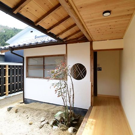 北房まちの駅 ゲストハウス Maniwa Esterno foto